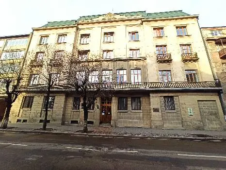 Івано-Франківська обласна універсальна наукова бібліотека імені І. Франка — фото 2