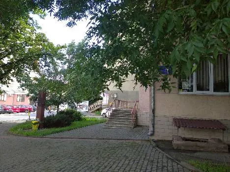 Читальний зал центральної міської бібліотеки — фото 4