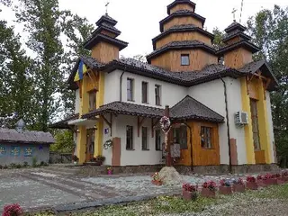 Церква Всіх Святих Українського Народу — фото