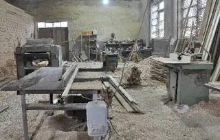 Дерев'яні будинки, альтанки, вироби з дерева — фото