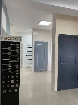 Фірмовий салон дверей RODOS — фото 3