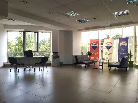 Агентство нерухомості RE/MAX Exclusive — фото 2