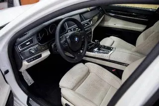 Детейлінг студія H2O Detailing Studio | Хімчистка авто, полірування — фото 3