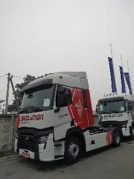 Renault Trucks "ФХ сервіс" — фото 2