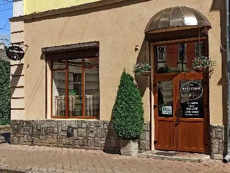 На Народній — фото 2