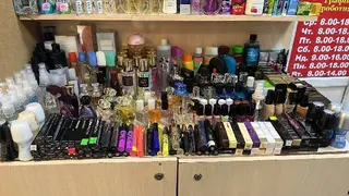 Брендова косметика - Amwey , Avon , Oriflame, розливні парфуми ,Victoria’s secret, Reni — фото