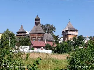 Церква воздвиження Чесного Хреста — фото
