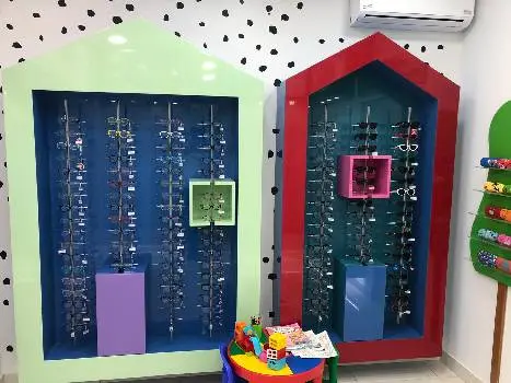 Люксоптика | Магазин оптики, перевірка зору в Тернополі — фото 4