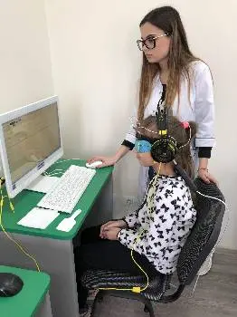 Кабінет апаратного відновлення зору для дітей — фото