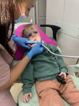 Стоматологія. ФОП Ясиновська Юлія Богданівна — фото 3