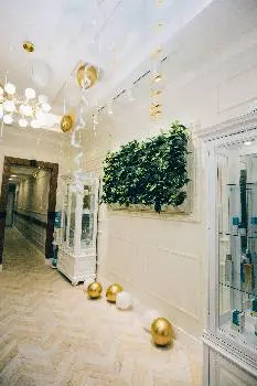 Ю-Laser — Клініка лазерної, апаратної та ін'єкційної косметології — фото 3