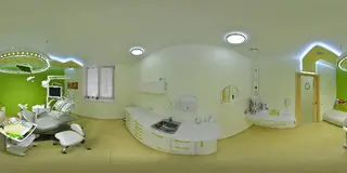 Студія 32, Стоматологічна клініка — фото