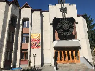 Тернопільський академічний обласний театр актора і ляльки — фото