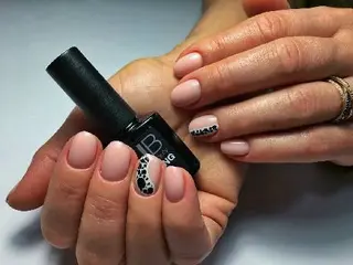 Cosmos nails — фото 2