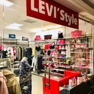 Магазин одягу "Levistyle" — фото