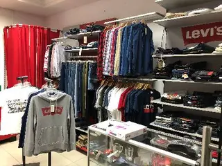 Магазин одягу "Levistyle" — фото 2