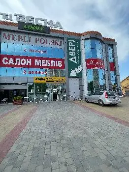 Меблевий ТЦ Весна — фото