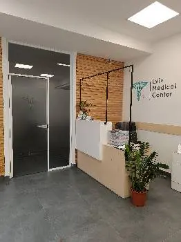 Lviv Medical Center LMC. Лазерна корекція зору. Лікування катаракти та глаукоми — фото 2