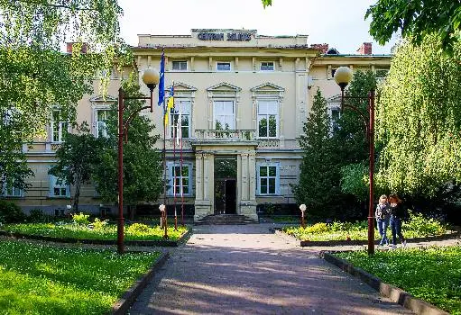 Клінічна лікарня Львівської залізниці — фото 2