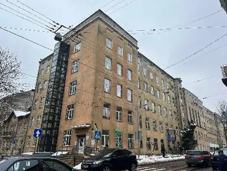 Поліклінічне відділення 5-ї Лікарні Другого медичного об'єднання Львова — фото 3