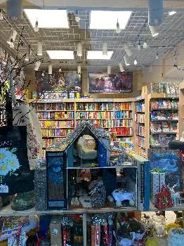 Книжкова Хата — фото 2
