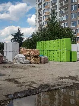Будівельний Максимум — фото