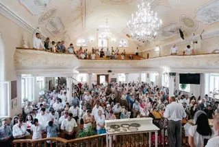 Перша Церква Християн Віри Євангельської — фото