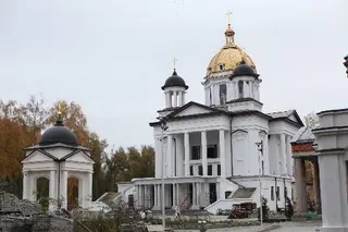 Храм Покрова Пресвятої Богородиці Свято-Троїцького духовного центру — фото 3