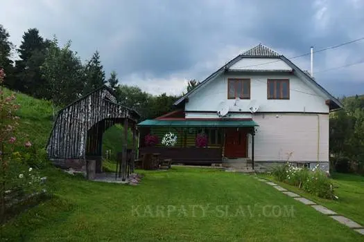Приватна садиба "Гірські мандри" — фото 2