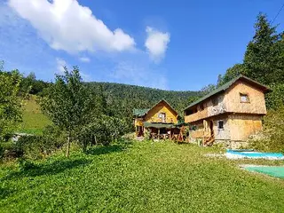 Котедж Файна хатка — фото
