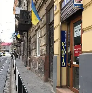 Виготовлення ключів у Львові, пульти для воріт, домофони — фото 2