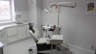Стоматологія клініка Юрія Пешка — фото