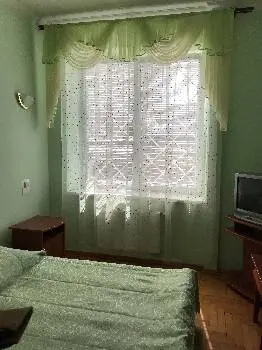 Український дворик — фото 2