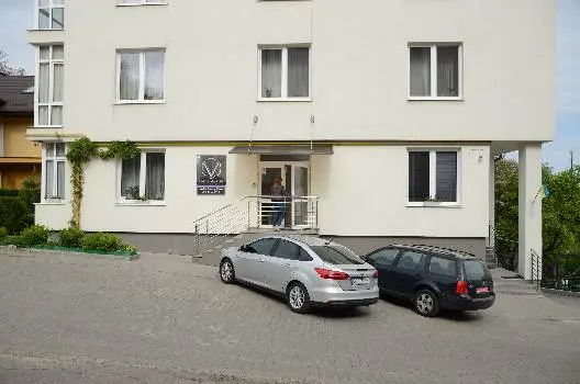 Стоматологія у Львові Доvira Dental Clinic — фото 3
