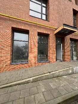 Квіти у волоссі — фото