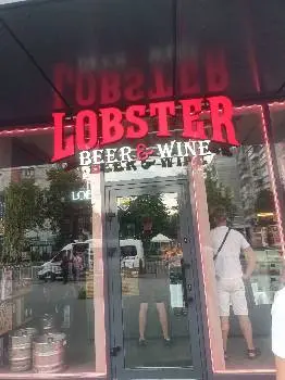 "Lobster" Beer and Wine пиво та вино — фото