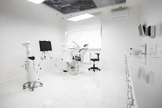 Cтоматологічна клініка - Royal Dental — фото 3