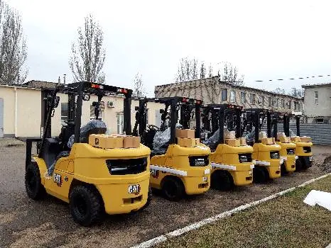 ТОВ "Зевс" - Вилкові навантажувачі, техніка для складу Львівська філія — фото 3