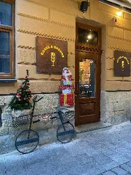 Корки та крихти — фото