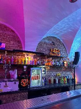 Дикий Дім — фото