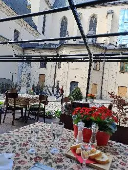 Le Petit Café Lviv — фото 5