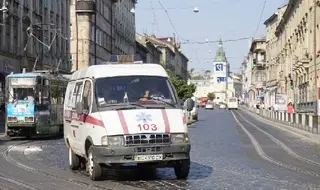 Львівська станція швидкої медичної допомоги — фото