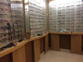 Світ оптики — фото