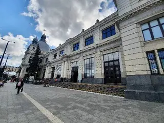 Аптечний кіоск №18 Аптеки «Під Знесінням» — фото
