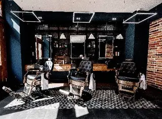 Kapper Barbershop - Чоловіча Перукарня — фото