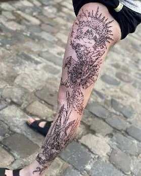 Custom House tattoo studio — фото 3