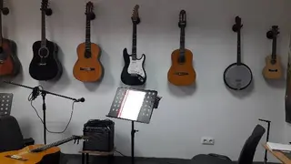 Уроки гри на гітарі, уроки гітари Львів | MAESTA Гітарна студія — фото 2