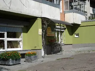 Львівська школа Йоги «Привітання сонцю» — фото