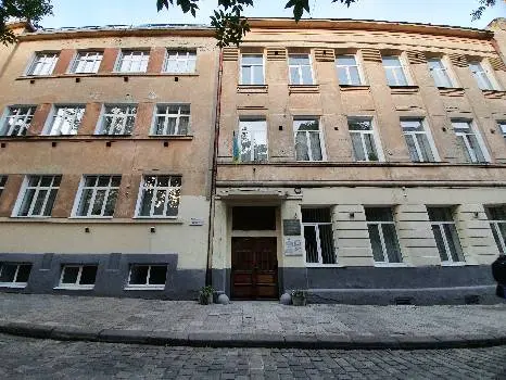 Львівський художній ліцей при Львівській національній академії мистецтв — фото 4