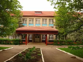 Школа №77 з поглибленим вивченням економіки та управлінської діяльності — фото 3